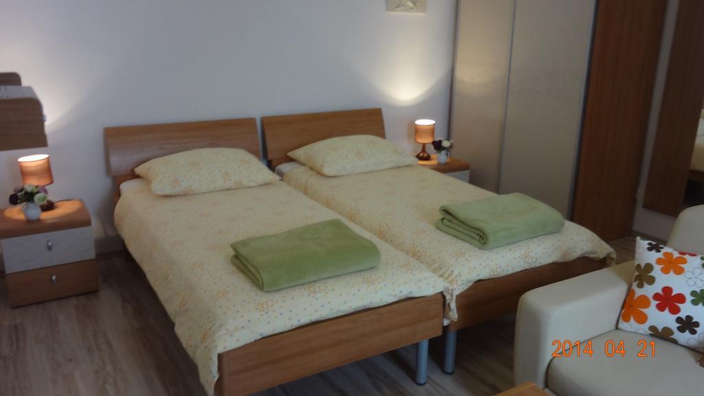 Room Mira โตรกีร์ ห้อง รูปภาพ