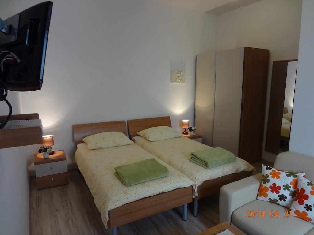 Room Mira โตรกีร์ ห้อง รูปภาพ
